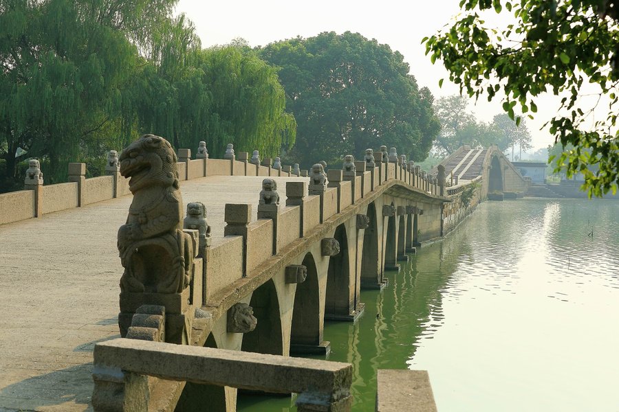 Suzhou_Private_Tours_Suzhou_Travel_Guide_Suzhou_Tour_Guide_Suzhou_Highlights_Shihu_Lake3.jpg