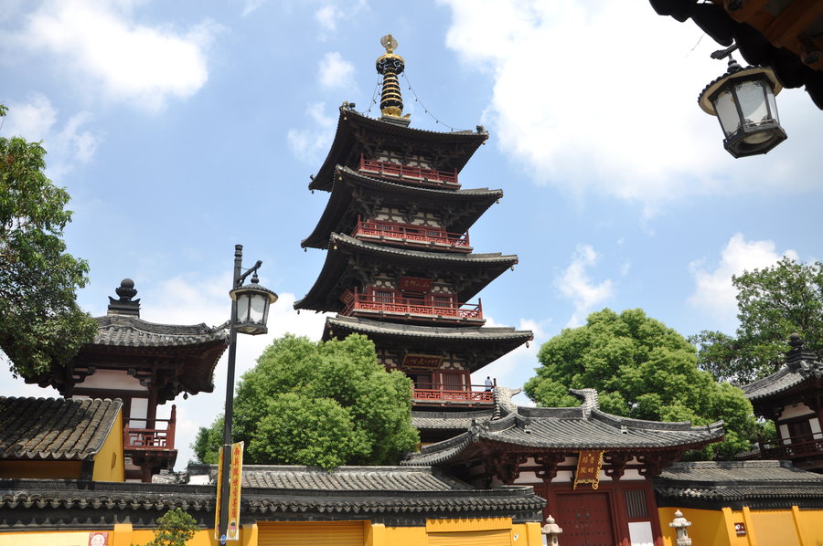 Suzhou_Private_Tour_Suzhou_Travel_Gudie_Suzhou_Hanshan_Temple.jpg