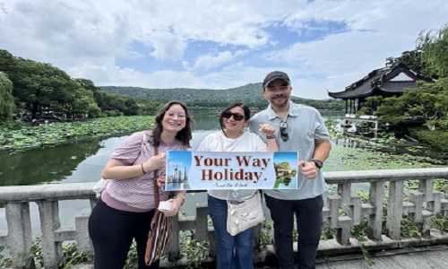 Top-Rated Shanghai Day Trip to Suzhou – Classical Gardens, Boat Ride & Local Cuisine