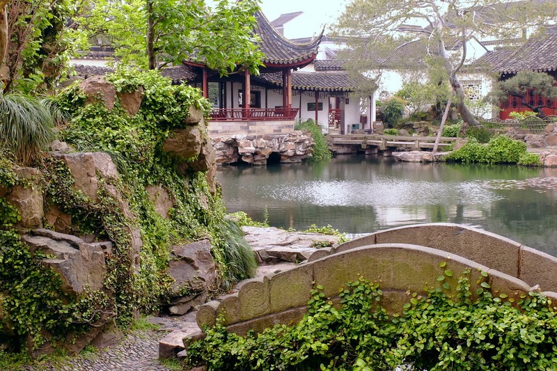 Suzhou_The_Master_of_Nets_Garden1.jpg