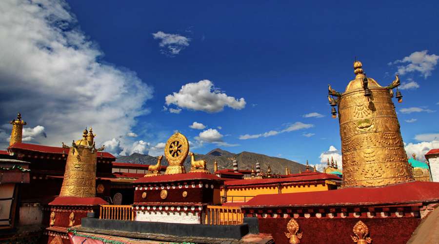 Suzhou_China_Tours_Lhasa_Highlights_Jokhang_Temple.jpg