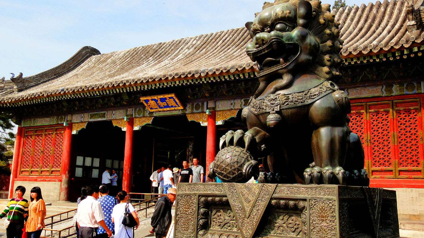 Beijing_Private_Tours_Beijing_Tour_Guide_Beijing_Highlights_Dong.jpg