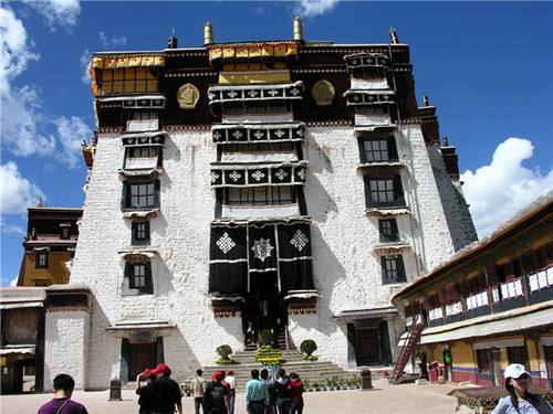 China_Tibet_Tour_Tibet_Travel_Guide_Tibet_Private_Tours_Tibet_Lhasa_Highlights_Potala_Palace_02.jpg