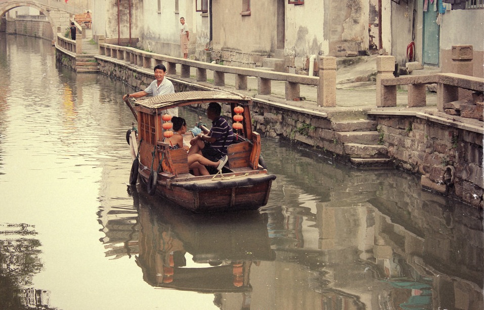 boat_ride_on_grand_canal.jpg