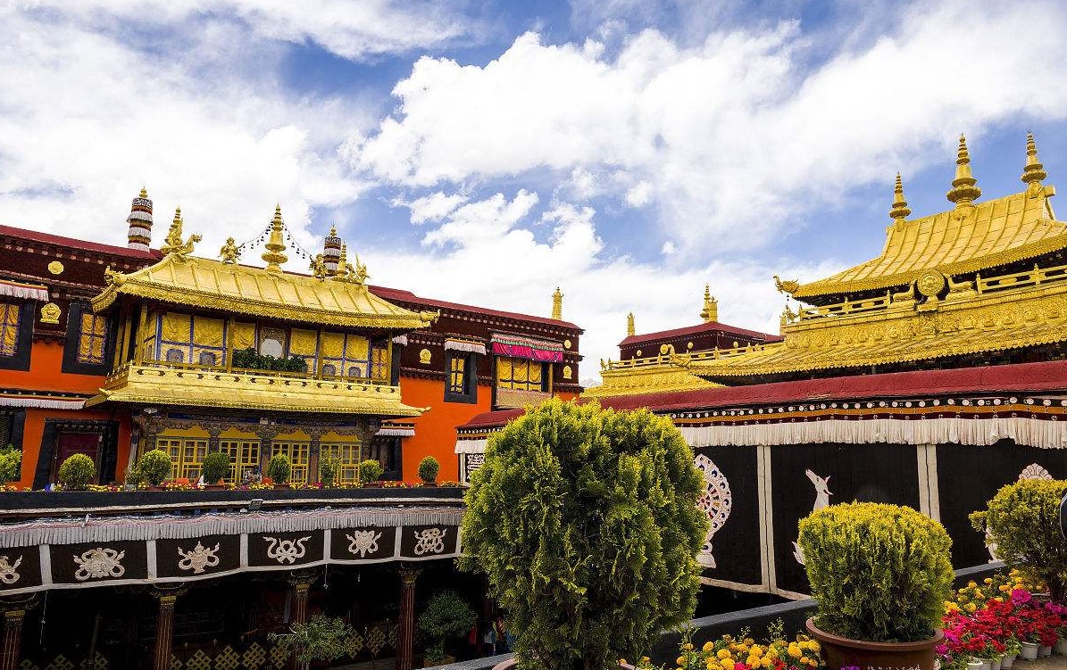 jokhang_temple.jpg