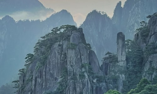 lion-peak