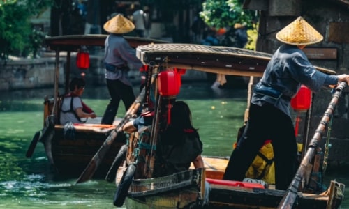 boat-ride-zhujiajiao