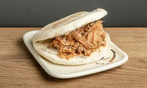roujiamp-Xi’an-meat-burger