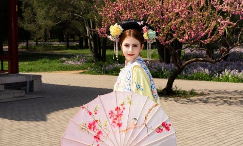 traditional-Chinese-clothin