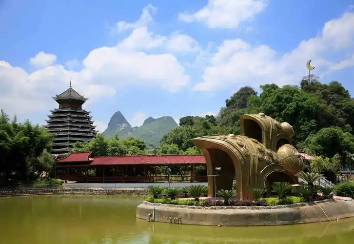 Guilin-Liu-Sanjie-Grand-View-Garden