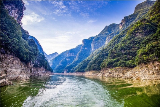 Shennong-Stream-Yangtze-River-Cruise