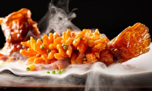 Squirrel-Shaped-Mandarin-Fish-songhelou