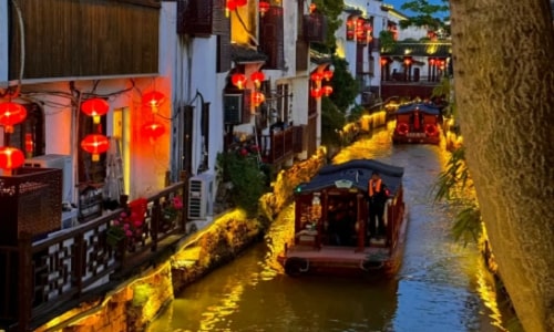 night-cruise-canal