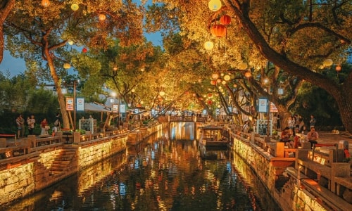 night-view-huishan