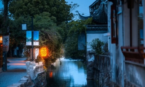 Pingjiang-road-night-view