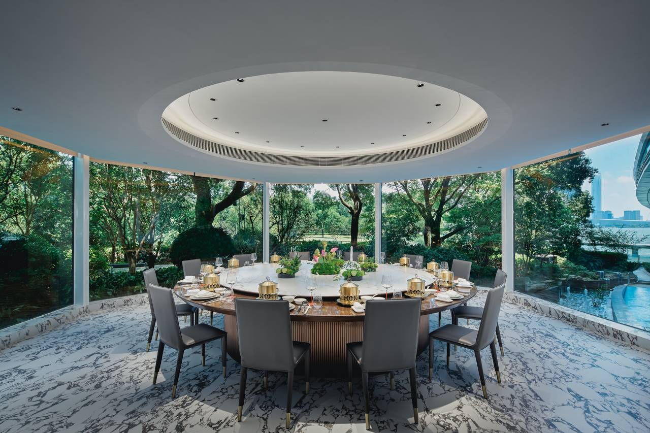 Zhongyin Crown Plaza Hotel