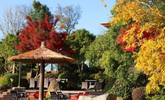 East Tai Lake Grand Hotel