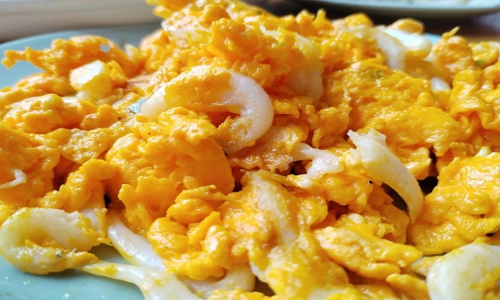 Silver-Fish-with-Eggs